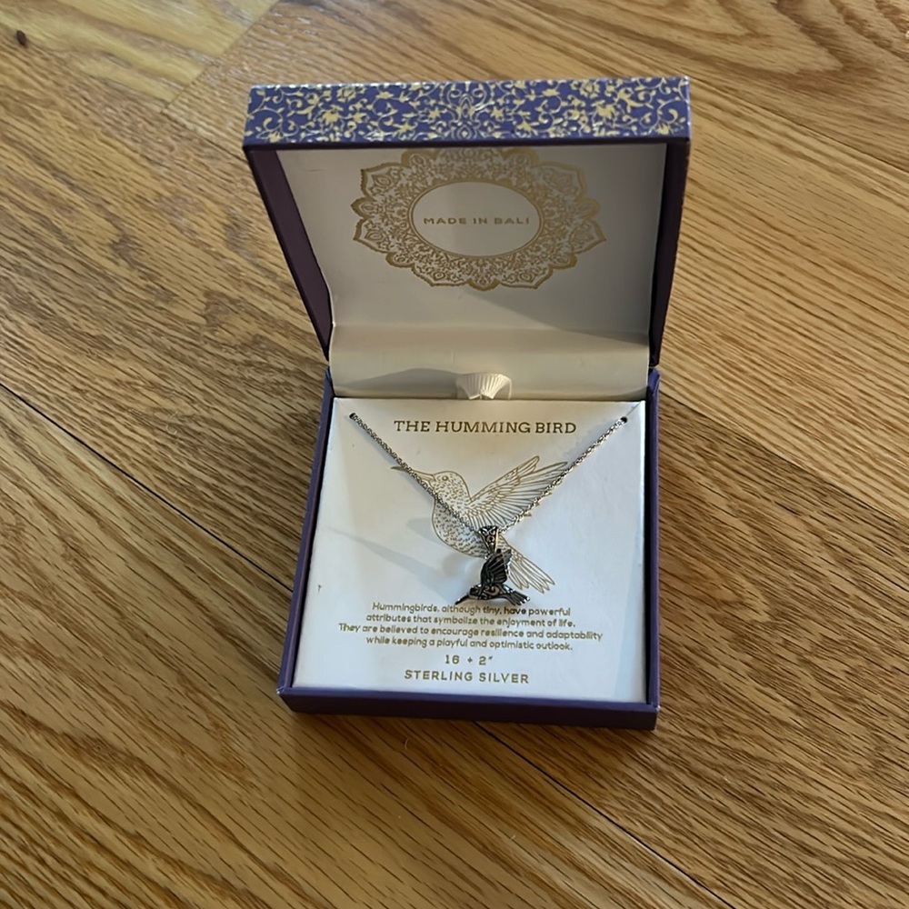 Sterling silver hummingbird necklace NWOT